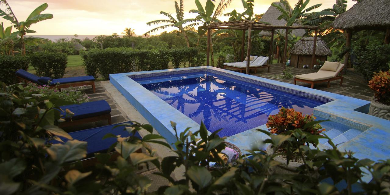 Coco Loco Eco-Resort Gemastepe Exterior photo